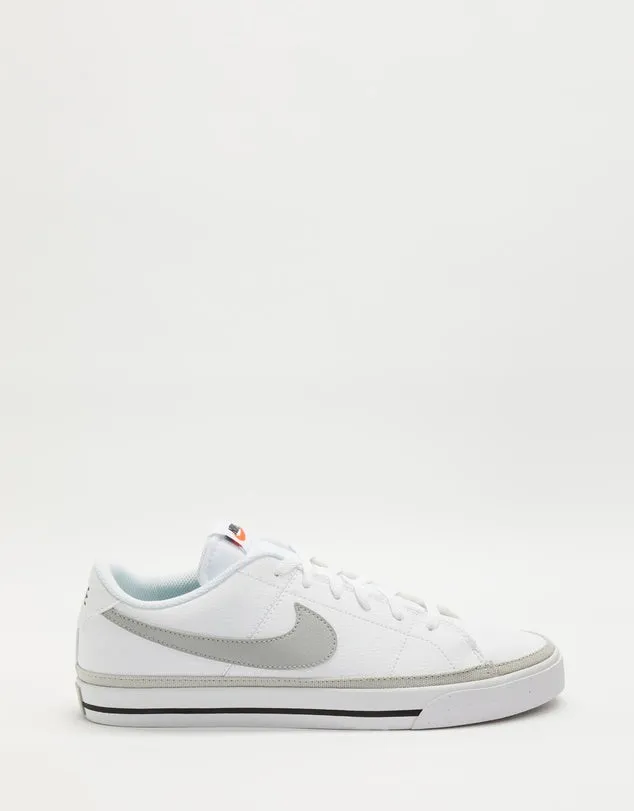 NIKE COURT LEGACY NN - WHITE/WHITE-BLACK-GREY FOG
